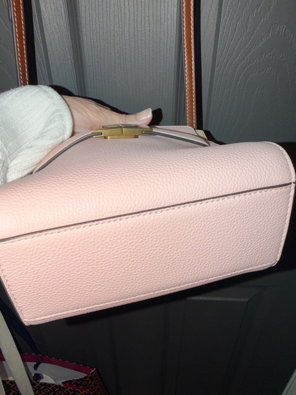Tory Burch Petite Lee Radziwill Pebbled Pink Sand - Picture 10 of 11